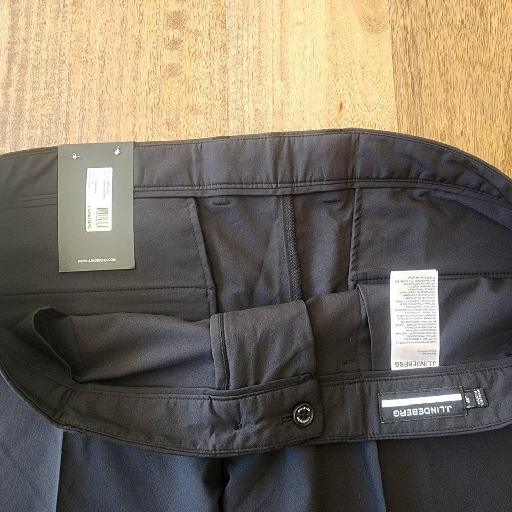 J.Lindeberg Somle Shorts Mens 40 Black Chino Golf Casual 12 Inseam - Picture 4 of 14